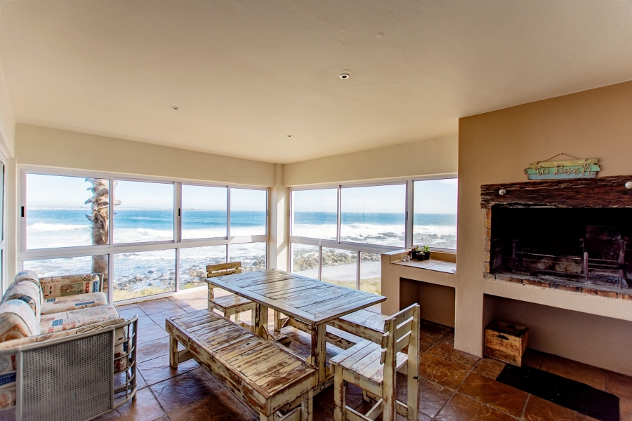 9 Bedroom Property for Sale in Shelley Point Western Cape